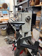 Load image into Gallery viewer, Woodturning lathe, Heavy duty
