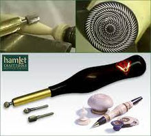 Load image into Gallery viewer, Hamlet Decorating Elf