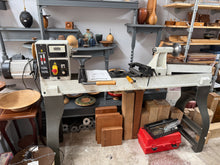 Load image into Gallery viewer, Woodturning lathe, Heavy duty
