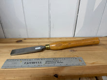 Load image into Gallery viewer, Straight Scraper lot 551

