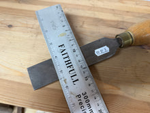 Load image into Gallery viewer, Straight Scraper lot 551
